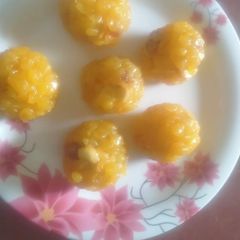 A picture of Boondi Laddu.