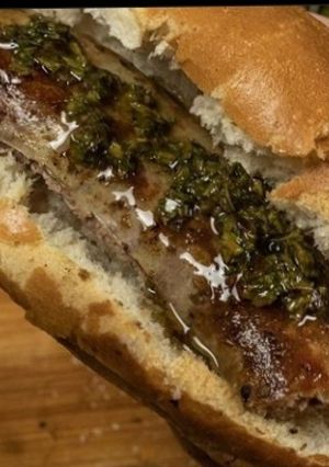 Una foto de Choripan argentino
