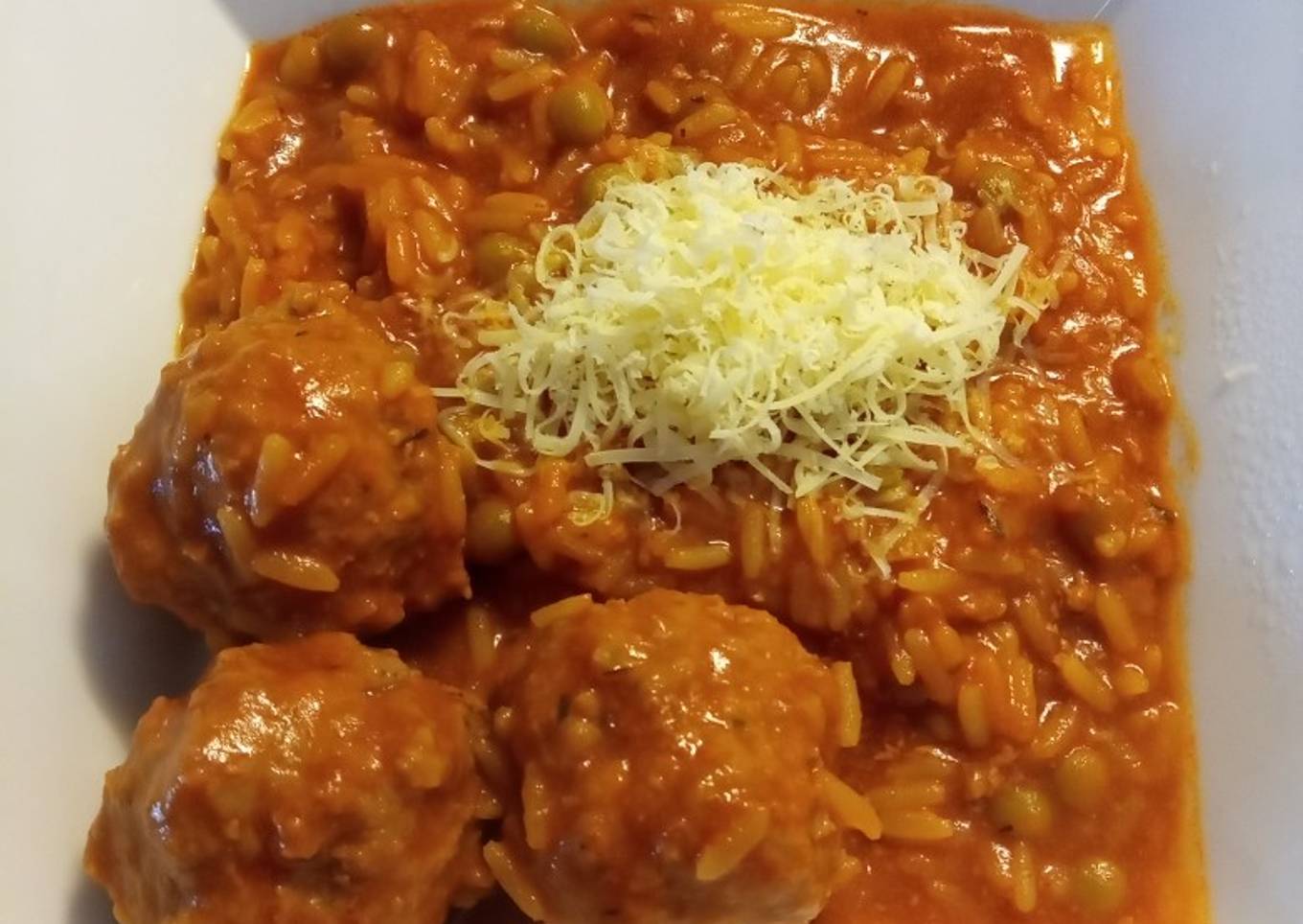 Guiso fácil de albóndigas y arroz 😋