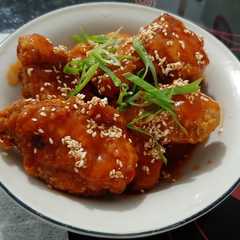 A picture of Spicy Chicken Wings ala Drakor.