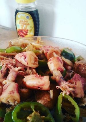 Foto resep Oseng cumi asin tahu sumedang