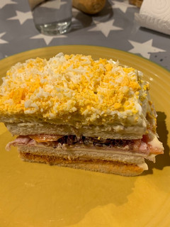 Una foto de Pastel frío de atún