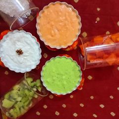 Tri color yogurt A picture of Tri color yogurt.