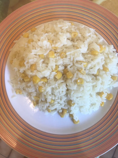 Una foto de Arroz con maíz