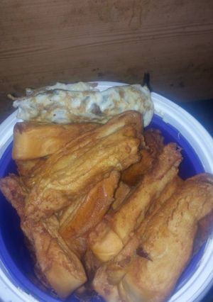 A picture of Friedbread with egg.