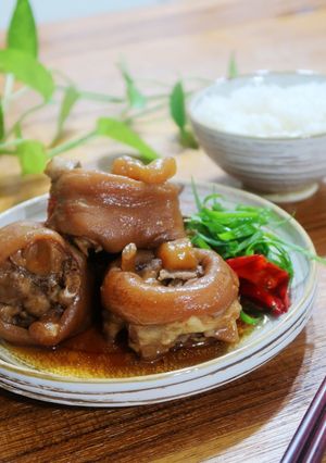 《影音食譜》茶香豬腳 的食譜成品照片