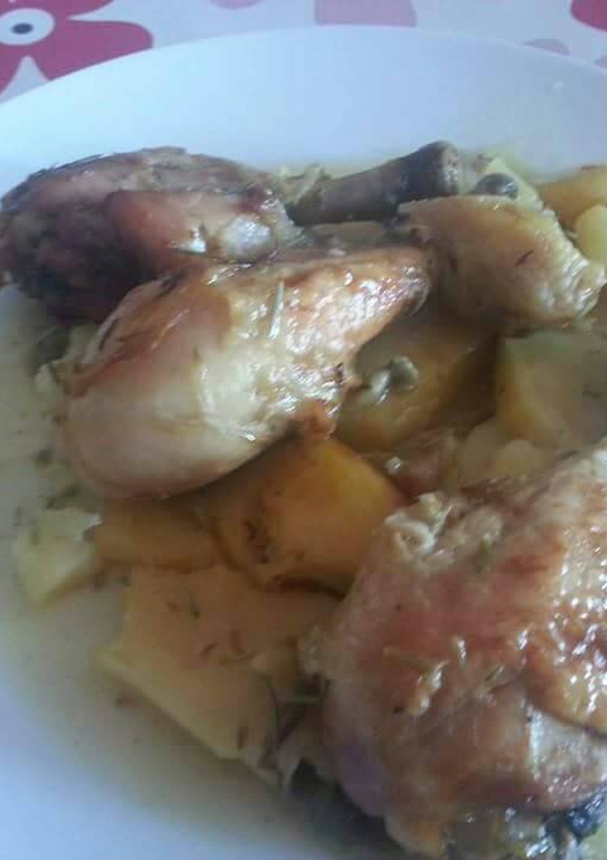 Una foto de Muslitos de pollo al horno EN BOLSA DE ASAR