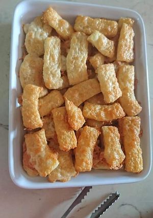 Egyszerű sajtos rúd recept fotója