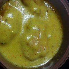 A picture of Kadhi pakoda.