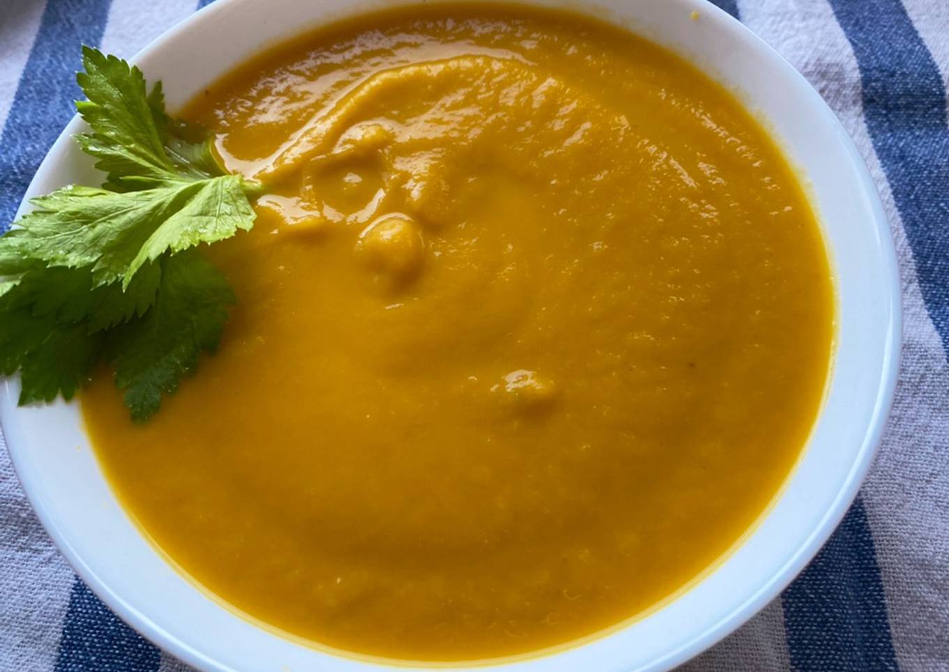 Crema de apio y zanahoria