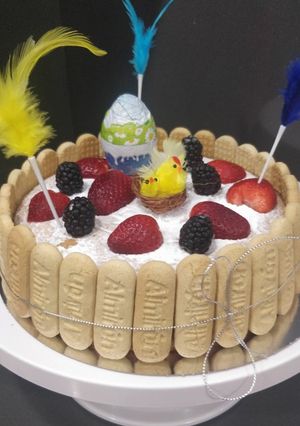 Una foto de Mona Pascua bebé