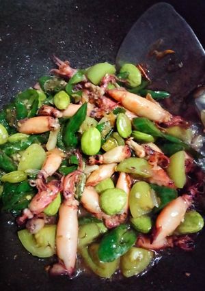 Foto resep Cumi Pete ijo