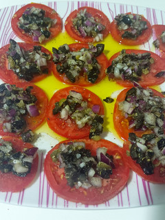 Una foto de Carpaccio de tomate