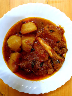 A picture of SHALJUM GHOST Turnip meat curry.