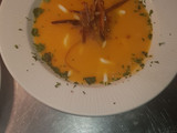 Cremita de calabaza con crujiente de jamón rico rico