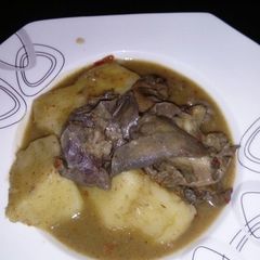 A picture of Yam, Goatmeat peppersoup.