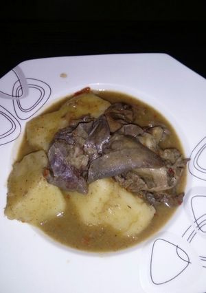 A picture of Yam, Goatmeat peppersoup.