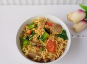 Gambar resep mie indomie goreng nyemek