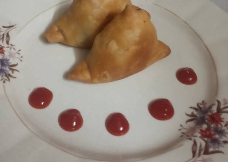 Step-by-Step Guide to Cook Appetizing Samosa street food