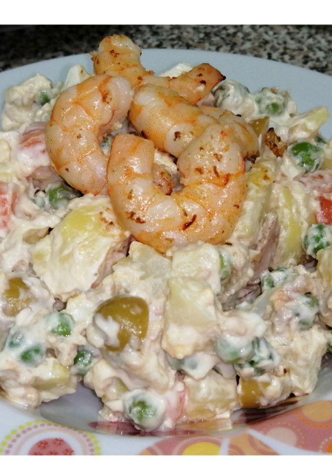 Una foto de Ensaladilla rusa / fácil y rica