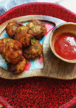 मेथी के कटलेट्स(Methi kw cutlets recipe in Hindi) रेसिपी मुख्य फोटो