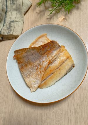 煎鱸魚 的食譜成品照片