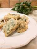 Borragine ripiena di alici e mozzarella