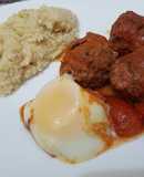 Keftas con huevo y cous cous