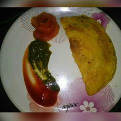 A picture of Besan semolina cheela.