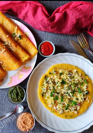 A picture of Stuffed Moong Dal Cheela.