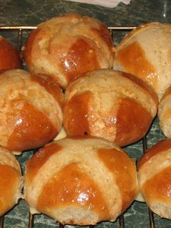Keresztes buci recept (Hot Cross Bun) recept fotója