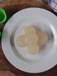 Foto resep Bola Air Kelapa untuk Isian Mochi Miniatur Kelapa