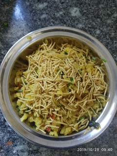 ઇન્દોરી પોહા રેસીપી મુખ્ય ફોટો