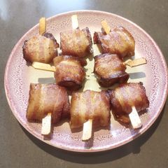 A picture of Bacon and Abalone.