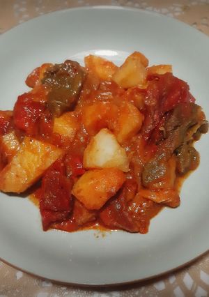 Une photo de Pommes de terre au poivron sauce piquante 🍴