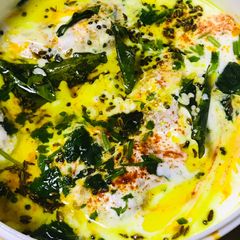 A picture of Dahi vade.