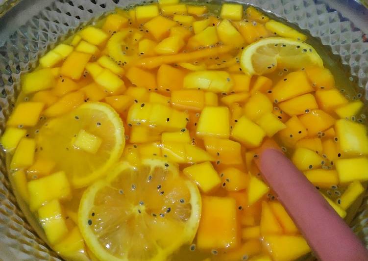 Langkah Mudah untuk Membuat Lemon squash tanpa soda yang Lezat