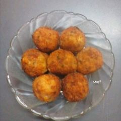 A picture of Rice, cheese, Corn balls.