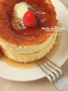 [阿妮塔♥sweet] 舒芙蕾厚片鬆餅 souffle pancake。(平底鍋料理) 的食譜成品照片