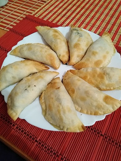 Una foto de Empanadillas de espinacas y queso manchego