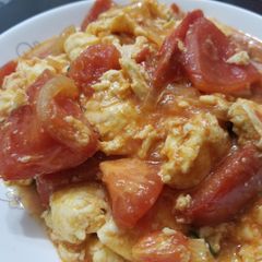 A picture of Chinese Stir Fry Tomato with Eggs 番茄炒蛋.
