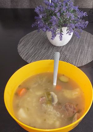 Una foto de Mi sopa de res casera. #SoloConCuchara