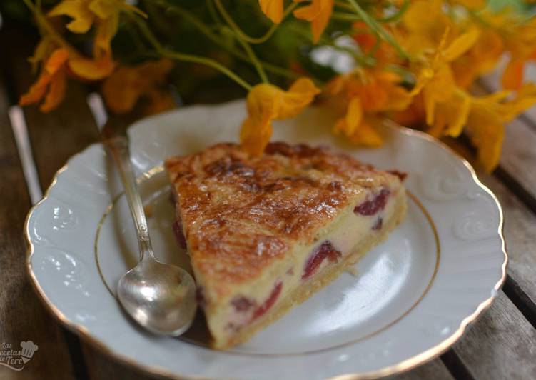 Pastel vasco con cerezas (Gateau Basque)