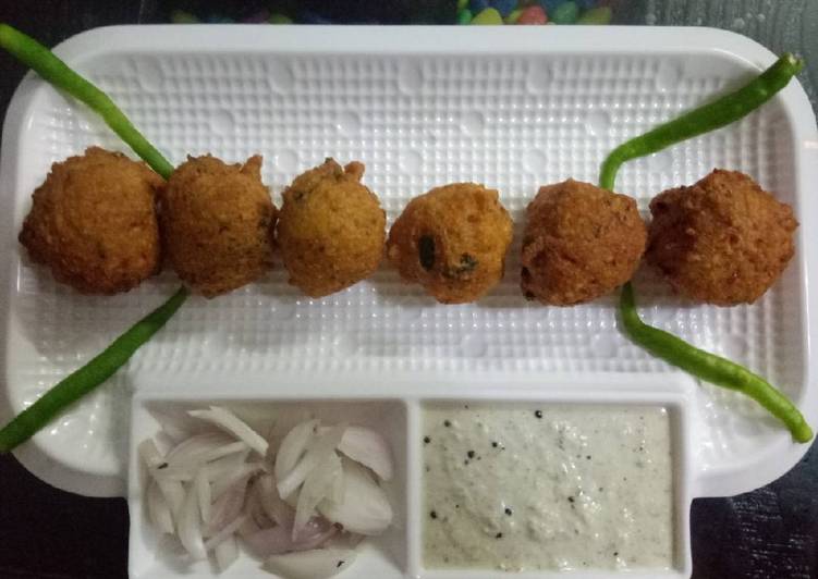 Mix Dal vada/lentils vada in South Indian style