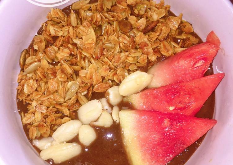 Cara Gampang Membuat Banana Chocolate Smoothies Bowl Anti Gagal
