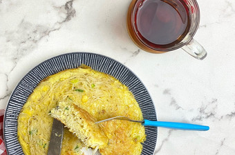 Bagaimana Membuat 1. Omelet Bihun Anti Gagal