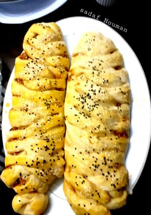A picture of Chicken bread.
