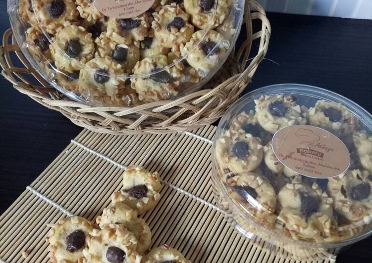 Thumprint Kacang Coklat