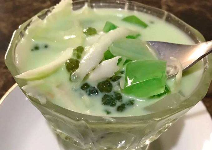 Bagaimana Membuat Es Buko Pandan yang Menggugah Selera