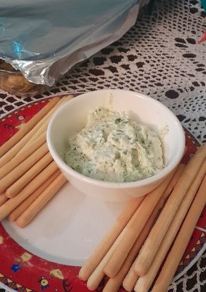 Una foto de Mi dip de queso crema, puerro y perejil